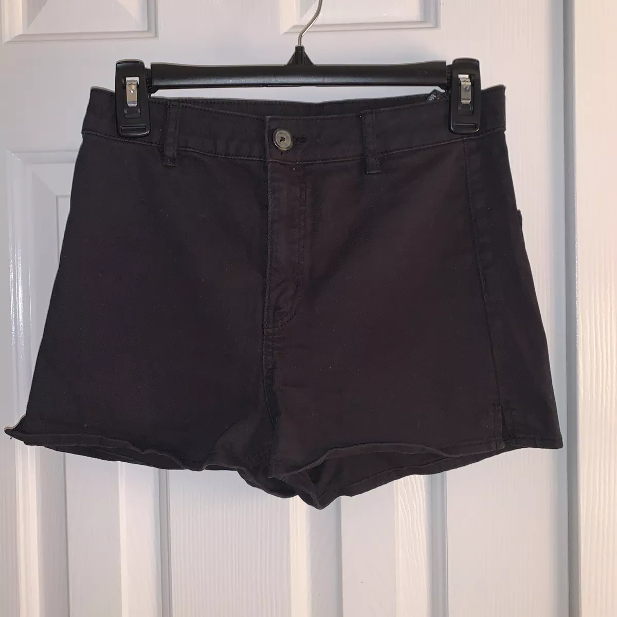 H M Divided Women s Size 6 Black Denim Jean High Waisted Shorts