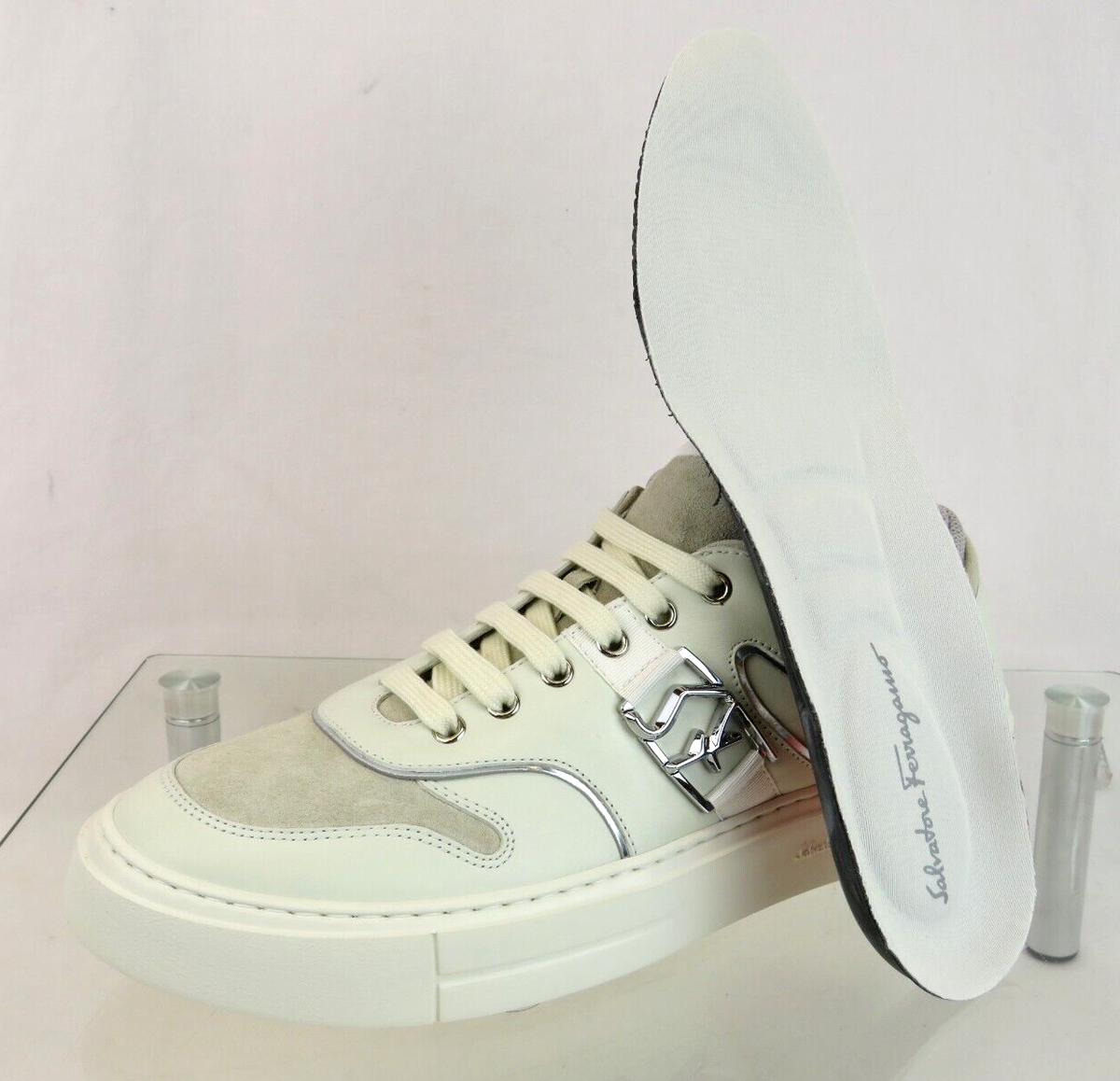 FERRAGAMO★素敵!NORISホワイトレザーSFロゴスニーカー $795 FERRAGAMO NORIS WHITE LEATHER BEIGE SUEDE SF LOGO