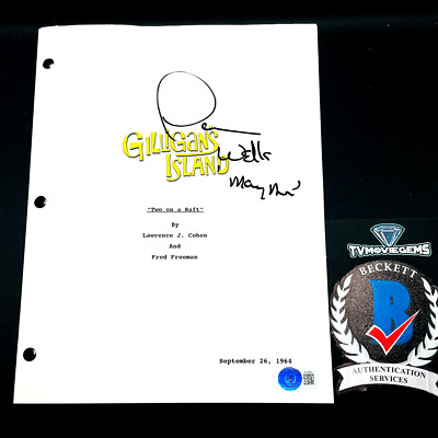 DAWN WELLS SIGNED GILLIGAN'S ISLAND PILOT EPISODE SCRIPT w/ BECKETT BAS ...