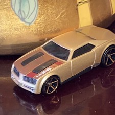 Hot Wheels 14 Bully Goat Champagne Gold HW First Editions 1:64 MATTEL 2005