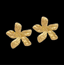 1 Pair Flower Post Earrings - New Sealed Package