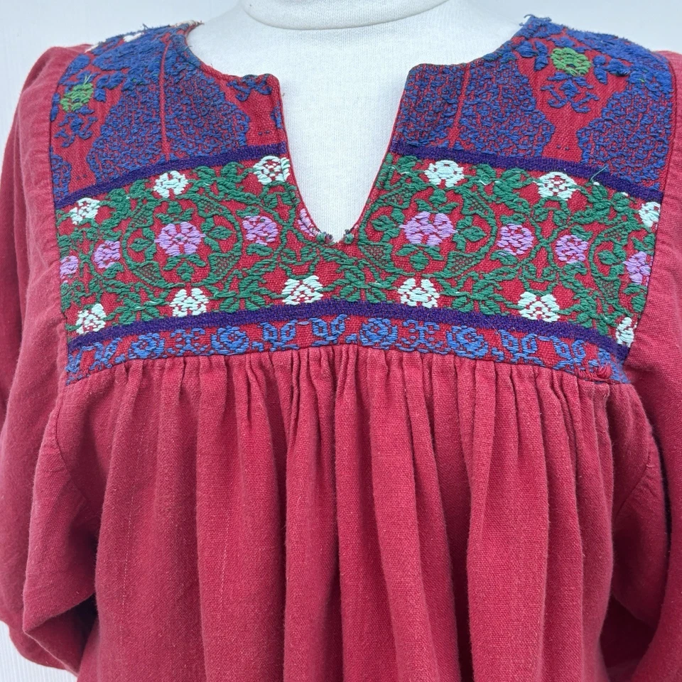 Maxi Vestido Rojo Tejido a Mano Guatemala De Colección 7 Inditos Diseño Original Arte Popular Salón Foto 3 de 4