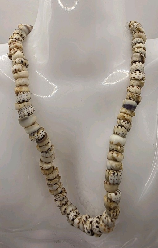1970s And 80s Vintage Hawaiian COWRIE Heishi Shell Bead Surfer Necklace 7.5 Inch