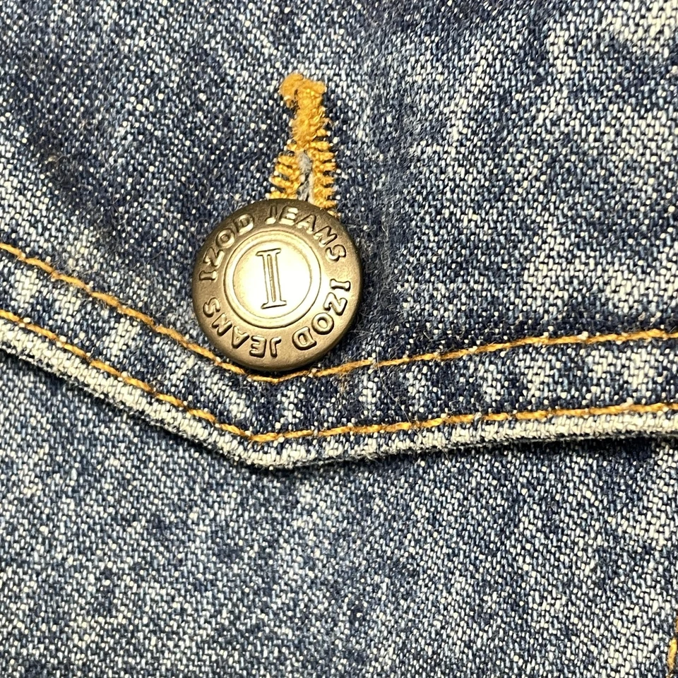 Chaqueta vaquera IZOD para mujer pequeña azul denim clásica camionero botones bolsillos delanteros Foto 3 de 4