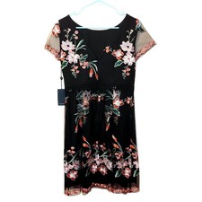 Adrianna Papell NWT NEW Size 4 Embroidered Dress Wedding Guest Floral Flower