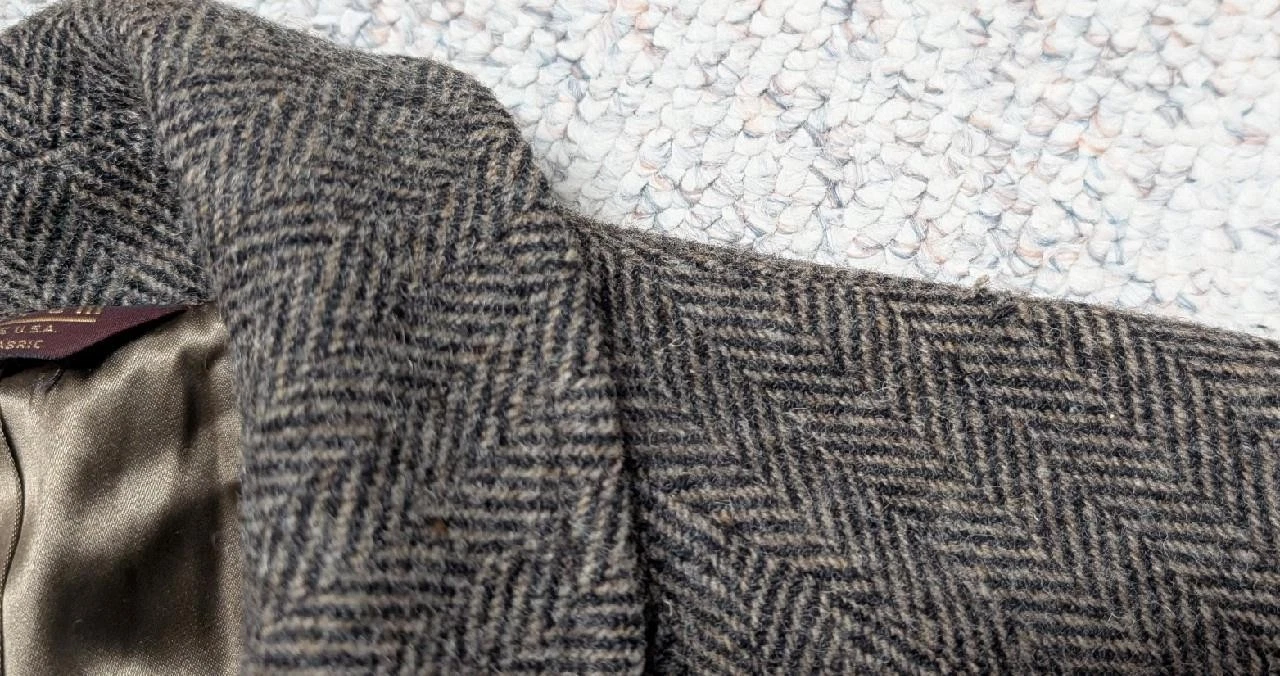 vintage USA made NORDSTROM herringbone TWEED overcoat 44L brown BELTED wool image 15