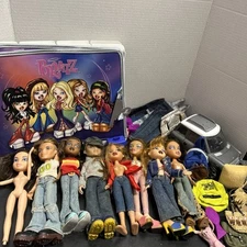 2001 Bratz + Boyz Huge mixed LOT dolls Clothes SHOES accessories Car Y2k