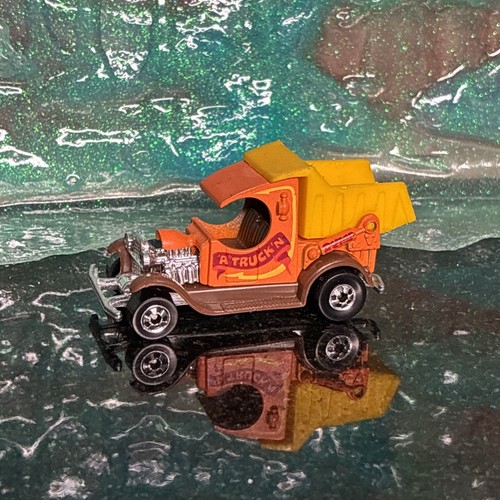 Hot Wheels A Truckin Dump Truck Orange & Yellow Hong Kong Blackwall 1977 Mint