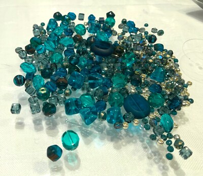 60 Gramm Böhmische Glasperlen excellenter Mix .+ TOHO Beads petrol und silber