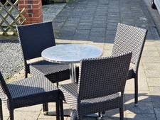 Terassenbestuhlung, St&uuml;hle, Tische, Gartenst&uuml;hle, Zustand sehr gut.