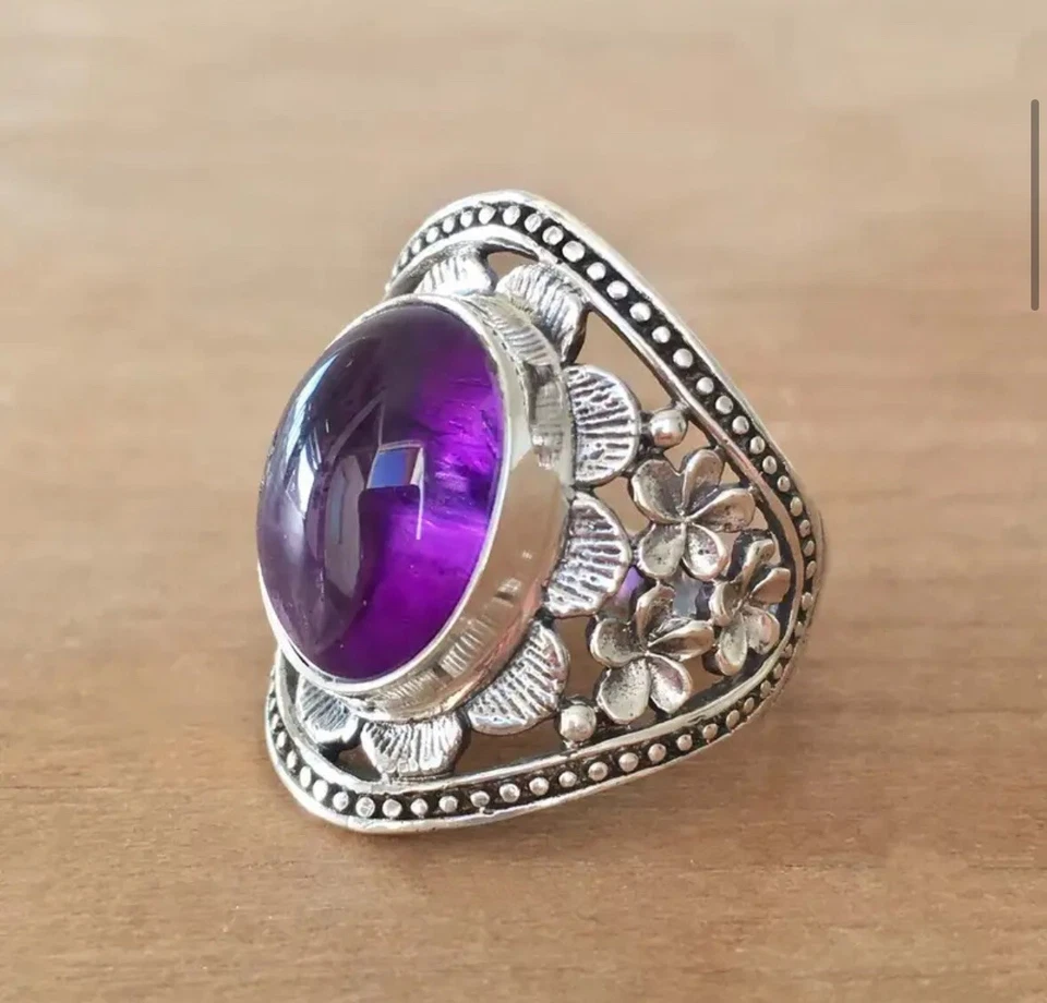 Large Unique Silver Purple Topaz Ring With Flower Accent Size8 ⭐️ - Image 2 of 4