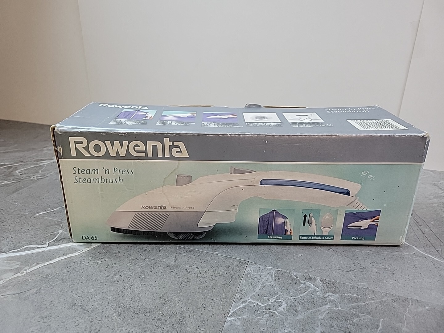 Rowenta Steam N Press Travel Ready Steambrush Clothes Iron 1000 Watt DA65 