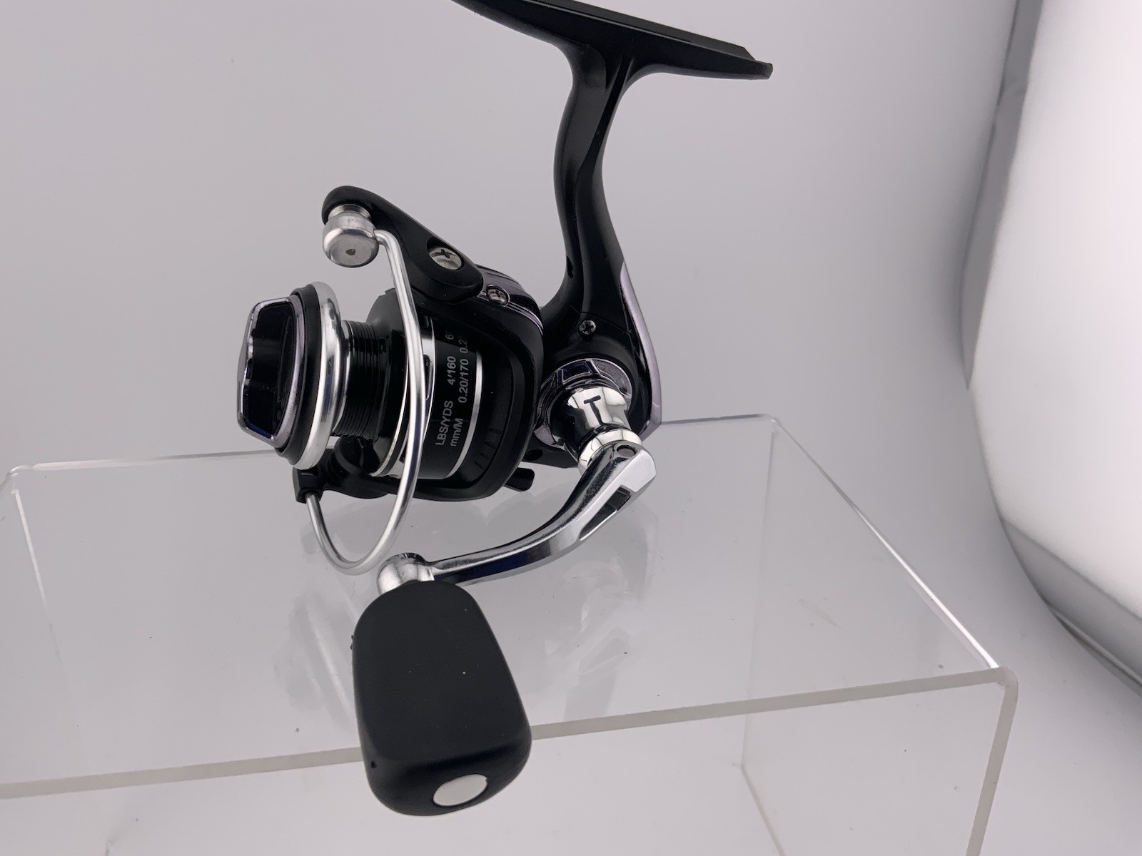 13 Fishing WhiteOut Performance Ice Fishing Reel - Regular S