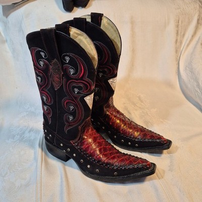 WHITE DIAMOND BOOTS POINTED EXOTIC RED AND BLACK (HEEL NEEDS REPAIR) MENS 6.5