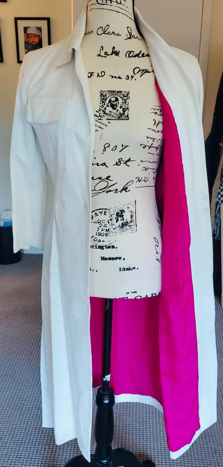 Dolce Gabbana Abrigo de cuero genuino blanco con forro rosa intenso Foto 2 de 4