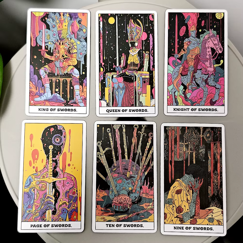 Phantom Tarot Deck 78 Cards | 10.3x6cm (4.1x2.4in) Rider-Waite
