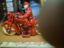 VINTAGE CAST IRON POLICE MOTORCYCLE VERY GOOD PAINT 6 3/4 Long