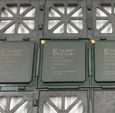 [1 Stück] Xilinx XC3S2000-4FGG676I FPGA Spartan-3 Neu & Original