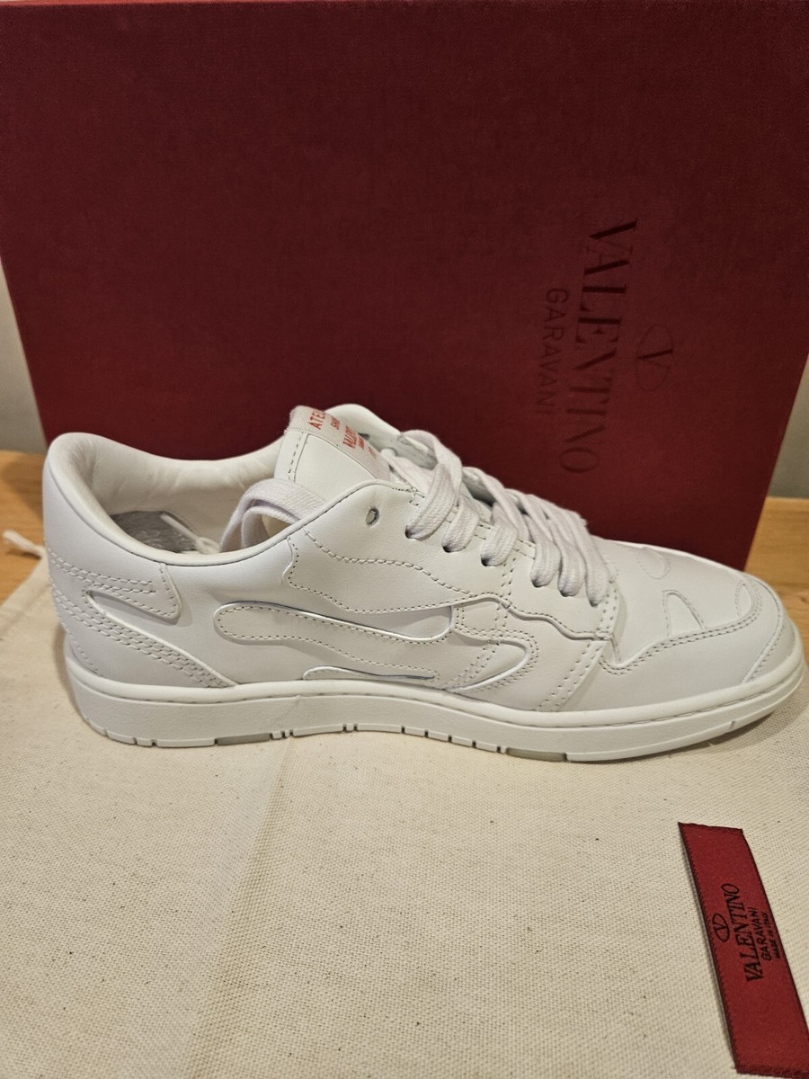 Baskets Valentino Garavani Atelier - Blanc - Œillets - Taille US 7 (pointure Femme) - Neuf Avec Défauts