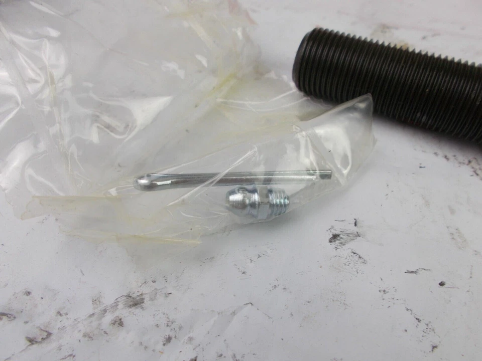 Barra de amarre de dirección Carquest se adapta; Nissan D21 86-94' y camioneta 95-97' Foto 4 de 4