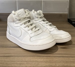 court borough unisex