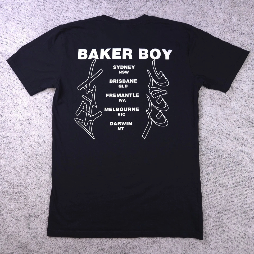 Camisa Baker Boy Para Hombres Mediana Gela Gira Concierto Australia Hip Hop Doble Cara Usada en Excelente Condición Foto 2 de 4