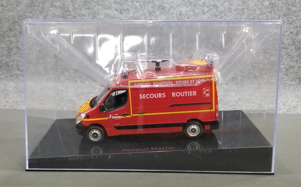 Norev 1/43 Scale Renault Master Van Secours Routier IOB - Image 2 of 4