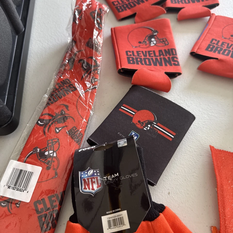 Cleveland Brown’s Fútbol Puerta Trasera Kit Guantes, Doozies, Toalla, Manta, Corbata + Foto 3 de 4