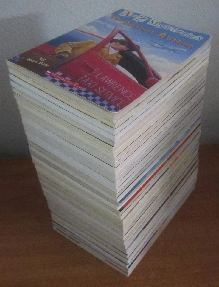 LOT OF 37 A TO Z and CALENDAR MYSTERIES CHAPTER BOOKS BY RON ROY - Image 2 of 2