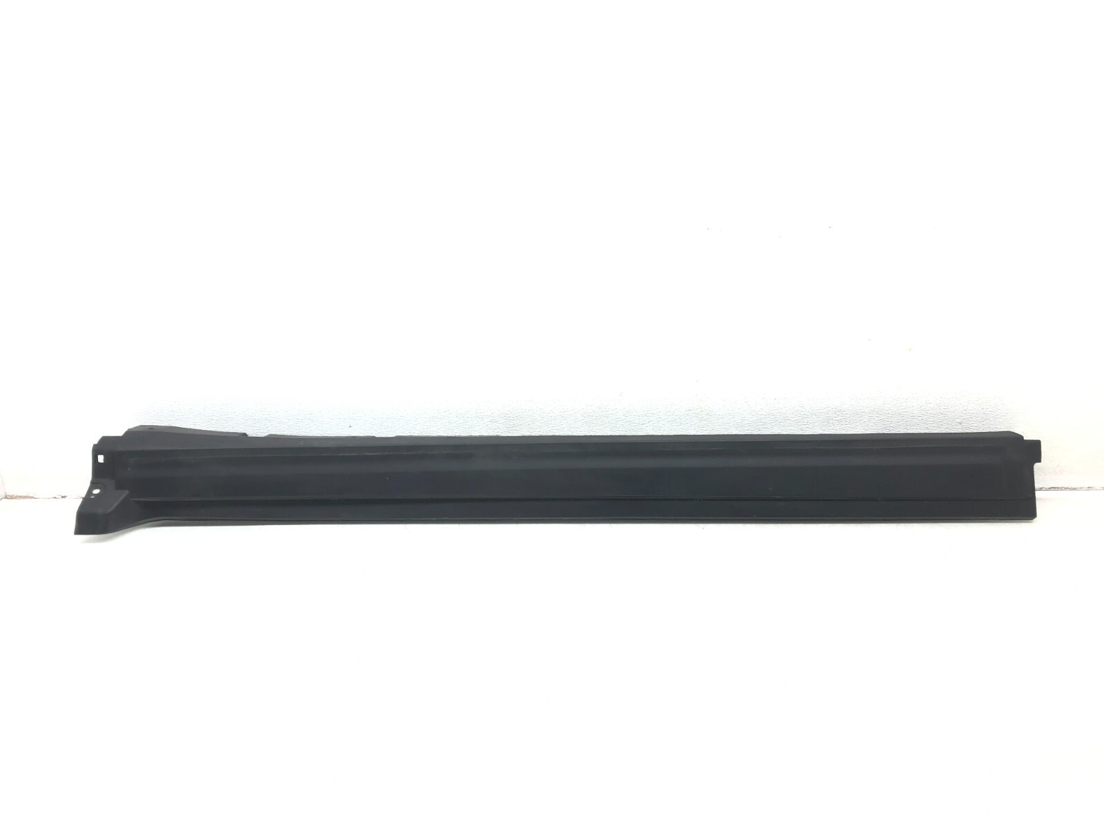 2017-2024 MASERATI LEVANTE LEFT DRIVER SIDE SKIRT ROCKER PANEL MOLDING OEM