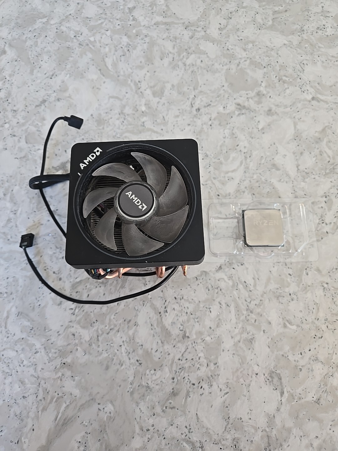 AMD Ryzen 7 2700X 8 Core 16 Thread CPU 4.3 GHz Boost & Wraith Prism Spire Cooler