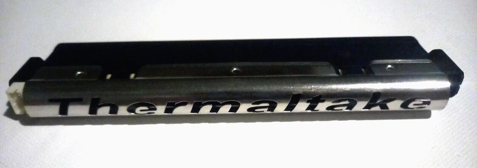 Thermaltake TrueLight LED Aluminium Memory Heat Spreader - Image 2 of 4