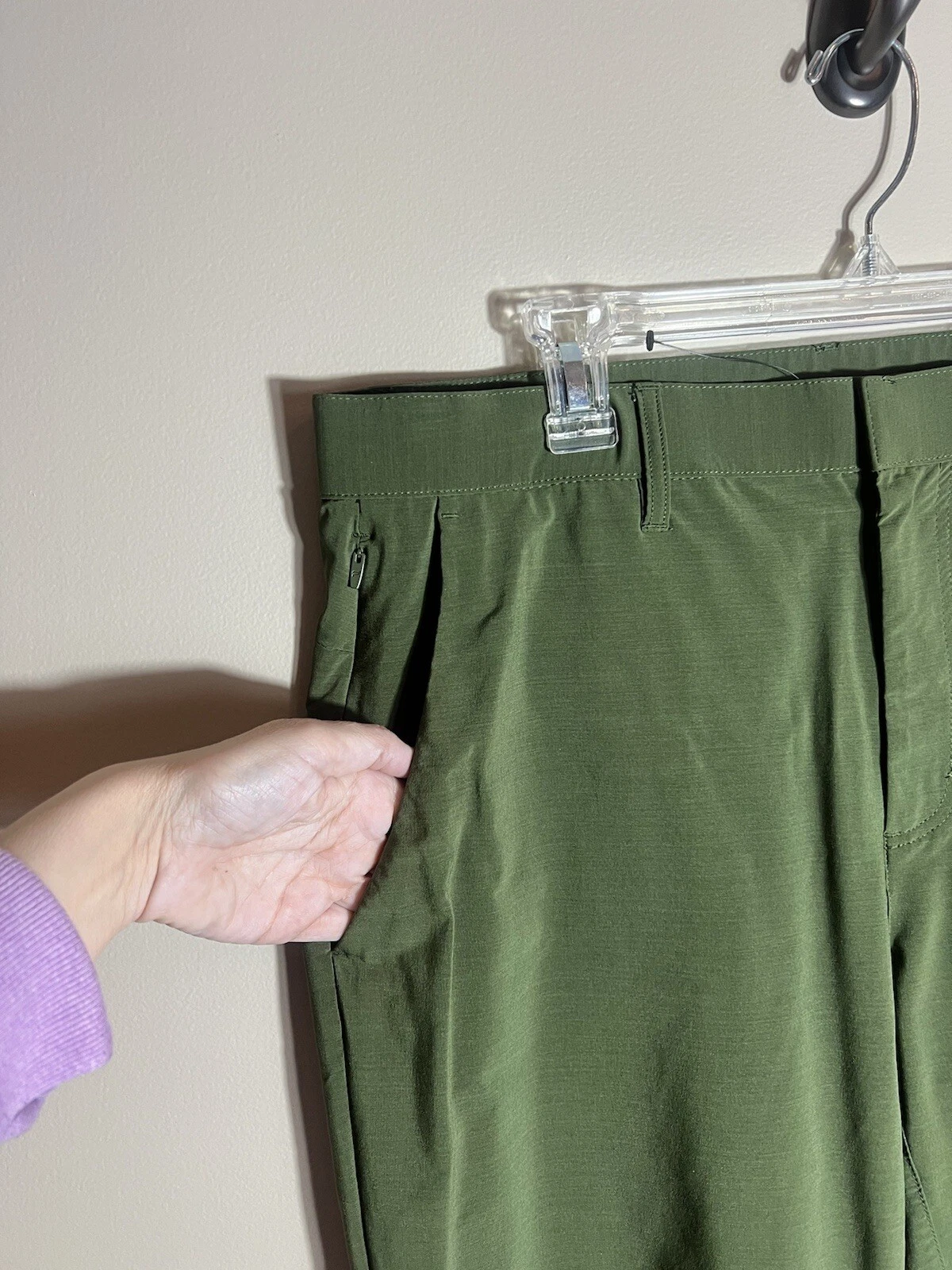fabletics lightweight hybrid the only pants
