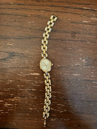 Citizen Vintage Women Quartz Watch Gold Tone Bracelet