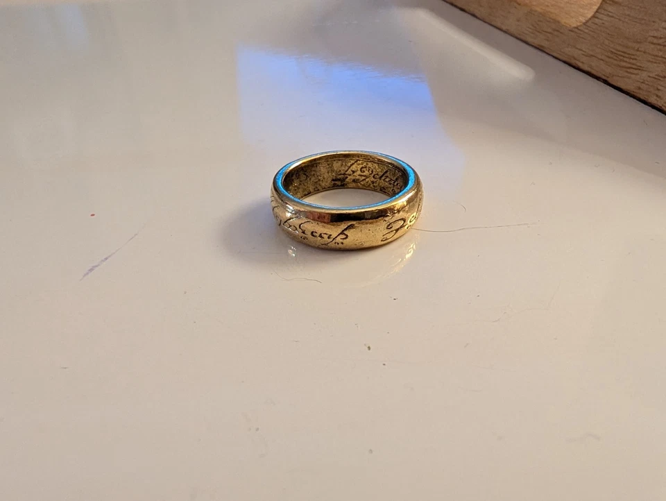 6 Monopoly Lord of The Rings TRILOGY Edition Tokens & Ring - Image 2 of 4