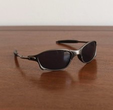 Retro Oakley-Like Juliet Y2K Sports Sunglasses. Black Lens