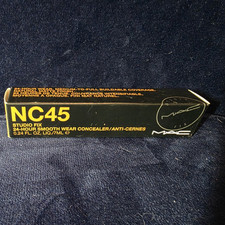 M·A·C Studio Fix 24-Hour Smooth Wear Concea...