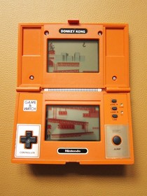 NINTENDO Donkey Kong Game and Watch in Excellent Condition (DK-52) 1982