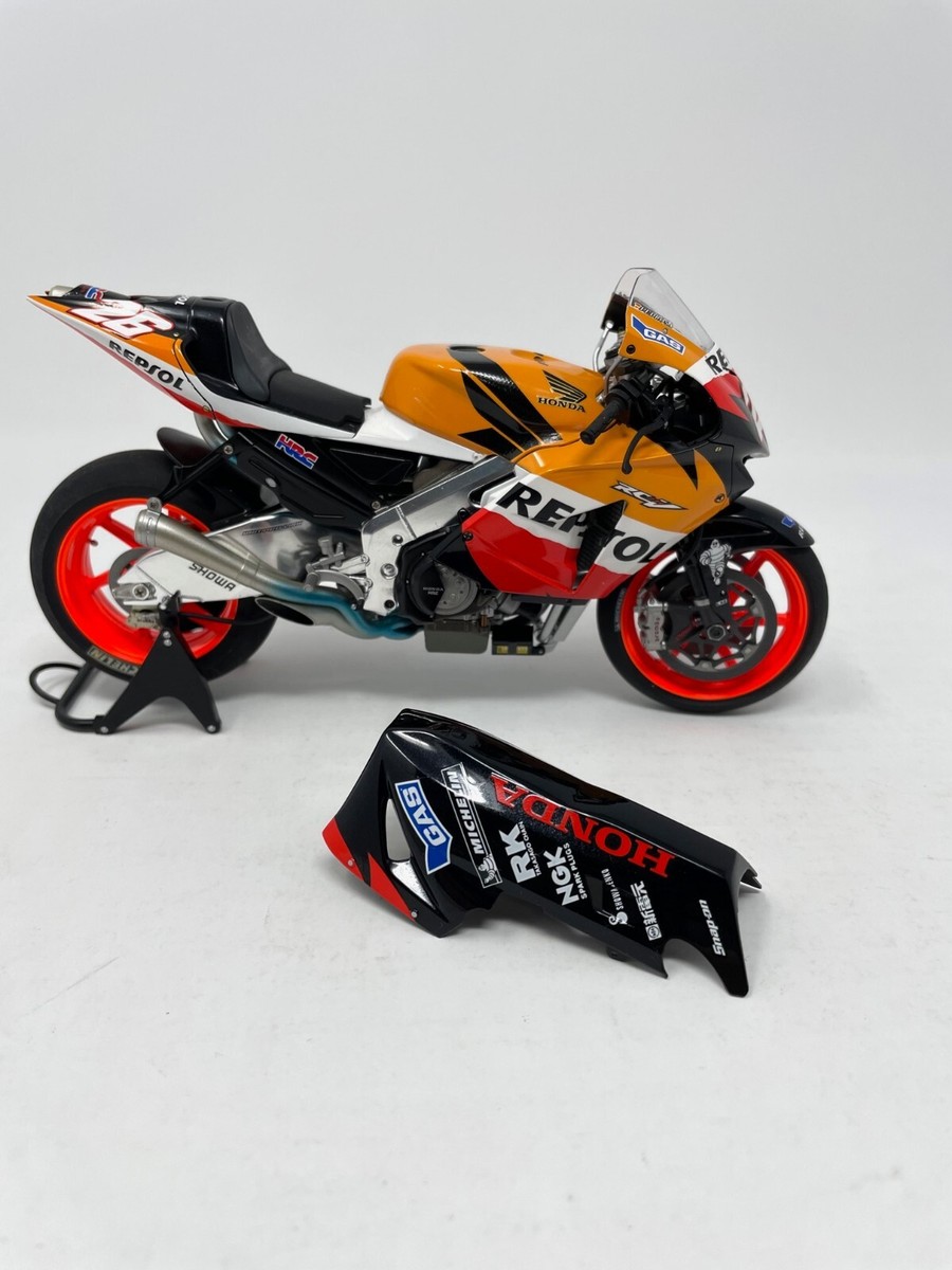 Tamiya Honda Repsol RC211V 2006 #26 1:12 Scale | eBay