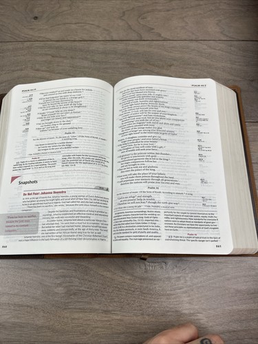 Faith in Action Study Bible NIV World Vision Leather - Picture 4 of 11