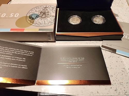 2015 Two Coin 50:50 SET'C'mintmark 50c & 1966 Silver 50c BENEFIT RESPECTO BOOKLT - Bild 16 von 24