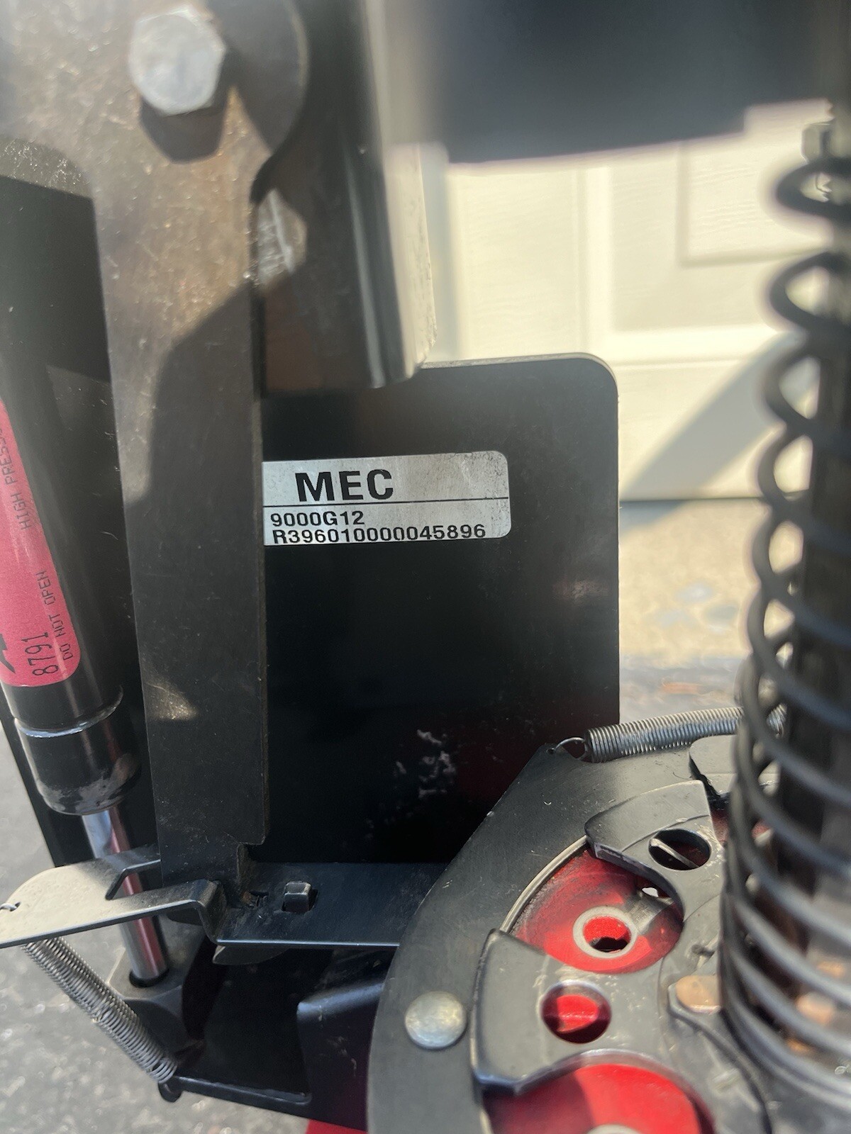 Used MEC 9000 12 Gauge Progressive Reloading Press - Lington & Bernie  Consulting