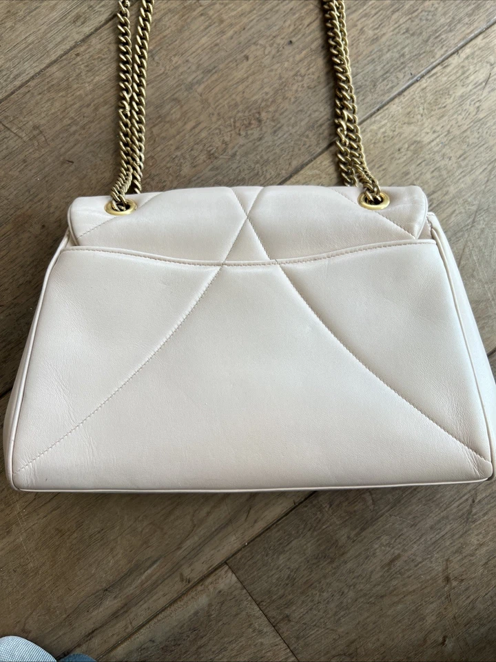 Dolce & Gabbana DEVOTION Heart Logo Emblem Pink Shoulder Bag for Women - Image 4 of 4