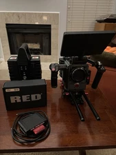 DSMC2 Red Scarlet W Complete Kit Ready To Film 660 Hours Works Great!