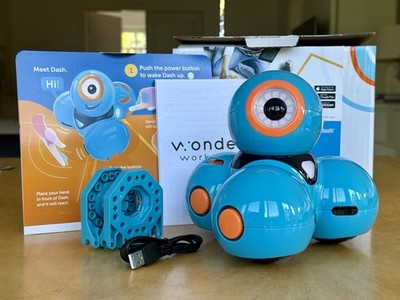Wonder Workshop Dash Spielzeug-Roboter blau/orange mit Zubehör, USB-Kabel & OVP