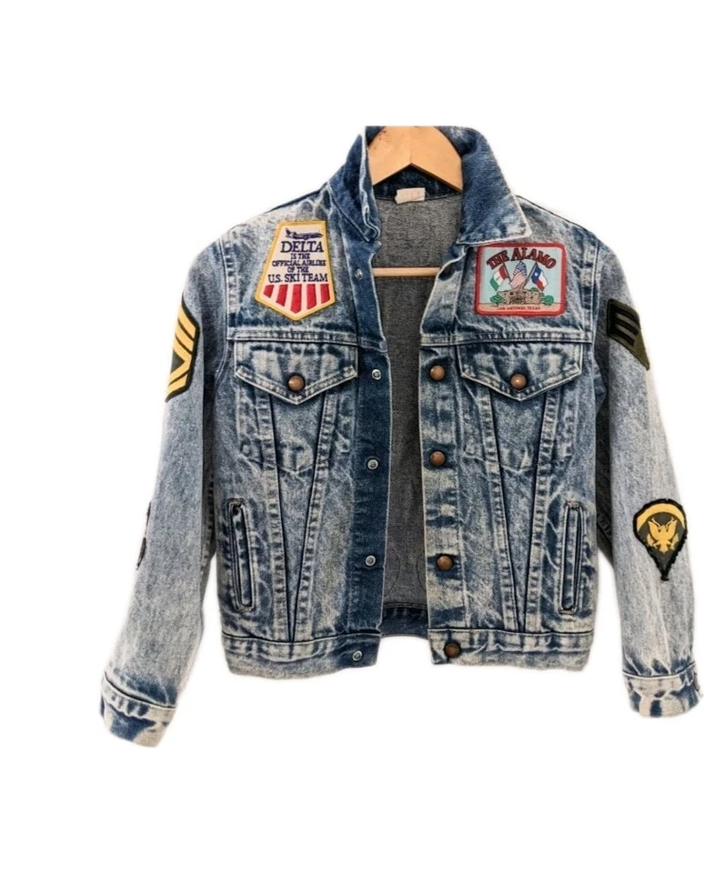 Chaqueta vaquera vintage juvenil con parches vintage personalizados talla 8-12 Foto 3 de 4