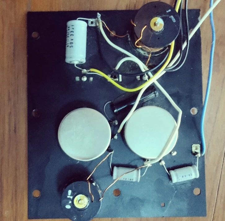 SPEAKER 3 WAY CROSSOVER NETWORK with wire harness and wiring instructions - pair - Image 2 of 2