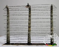 Plus Model 1/35 Barbed Wire Fence  #358