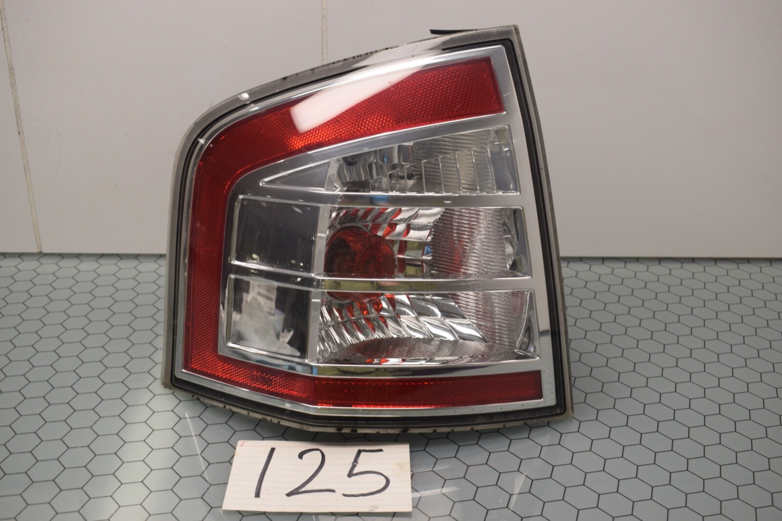 07 08 09 10 Ford Edge DRIVER Side Tail Light Used Rear Lamp #125-T