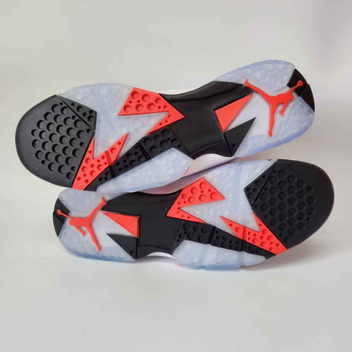シューズ(男性用) AIR JORDAN 7 RETRO WHITE INFRARED Nike Air Jordan 7 Retro White Infrared Trainers Shoes 40.5